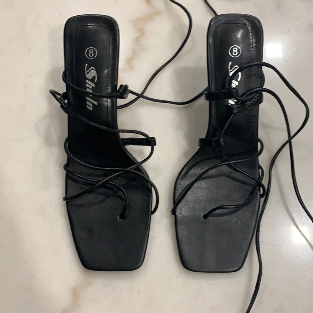 Strappy kitten heel very comfy